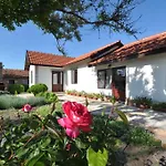 Villa Levana Bŭlgarevo